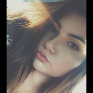 Meet your Posher, Abigail